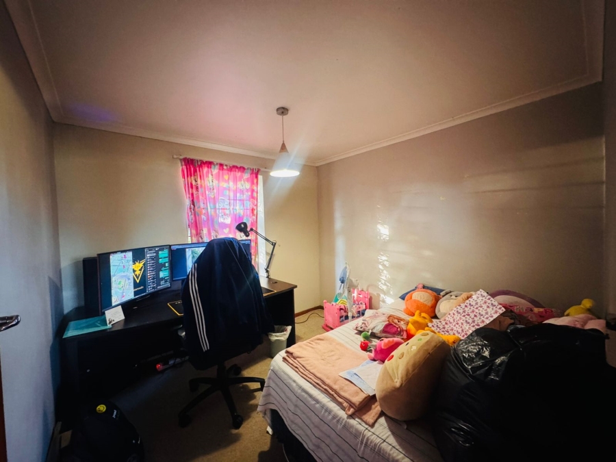 To Let 2 Bedroom Property for Rent in Goedehoop Western Cape